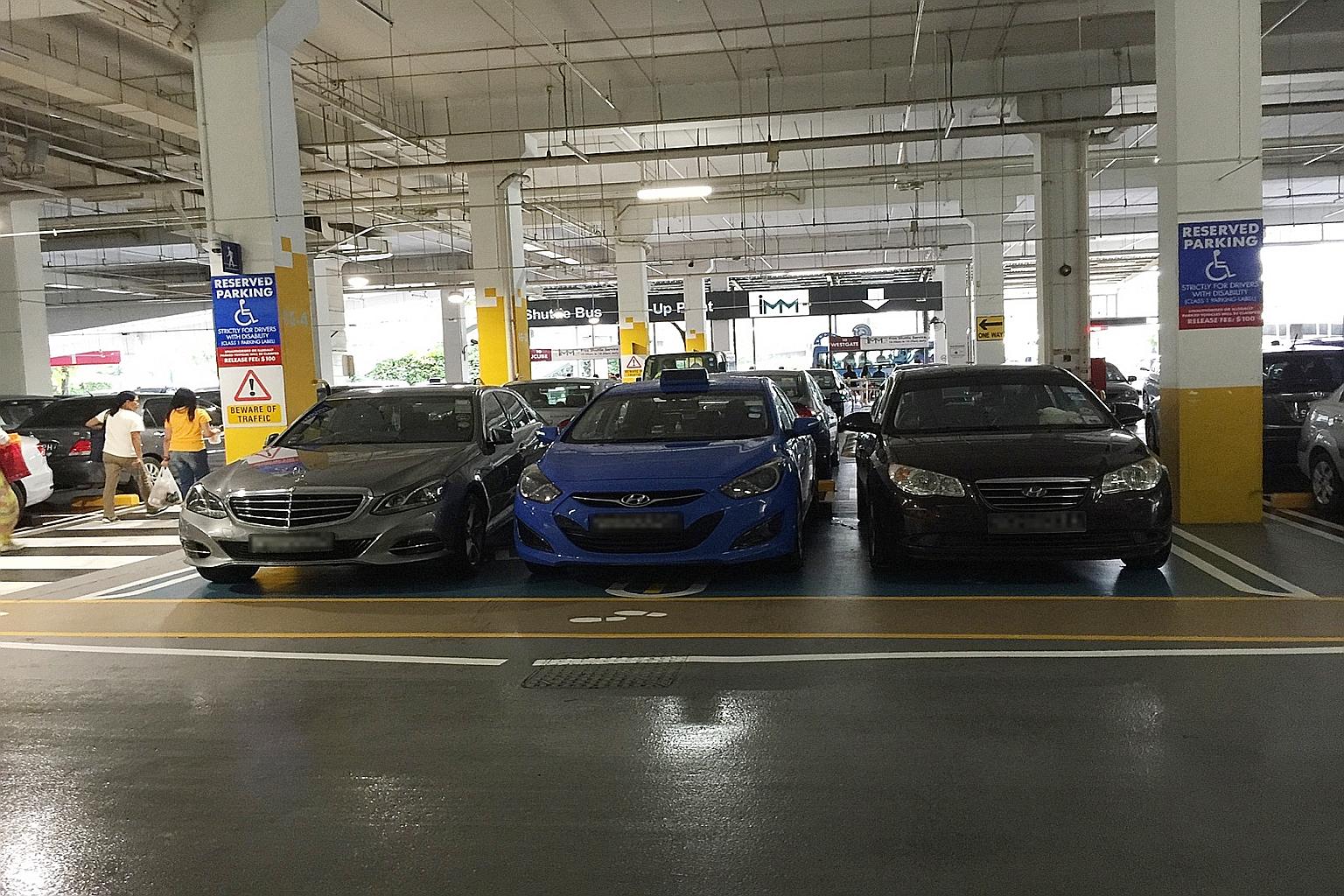 After three futile attempts to contact the cabby, the taxi was wheel-clamped. The driver appeared at 5pm to pay a $100 fine.