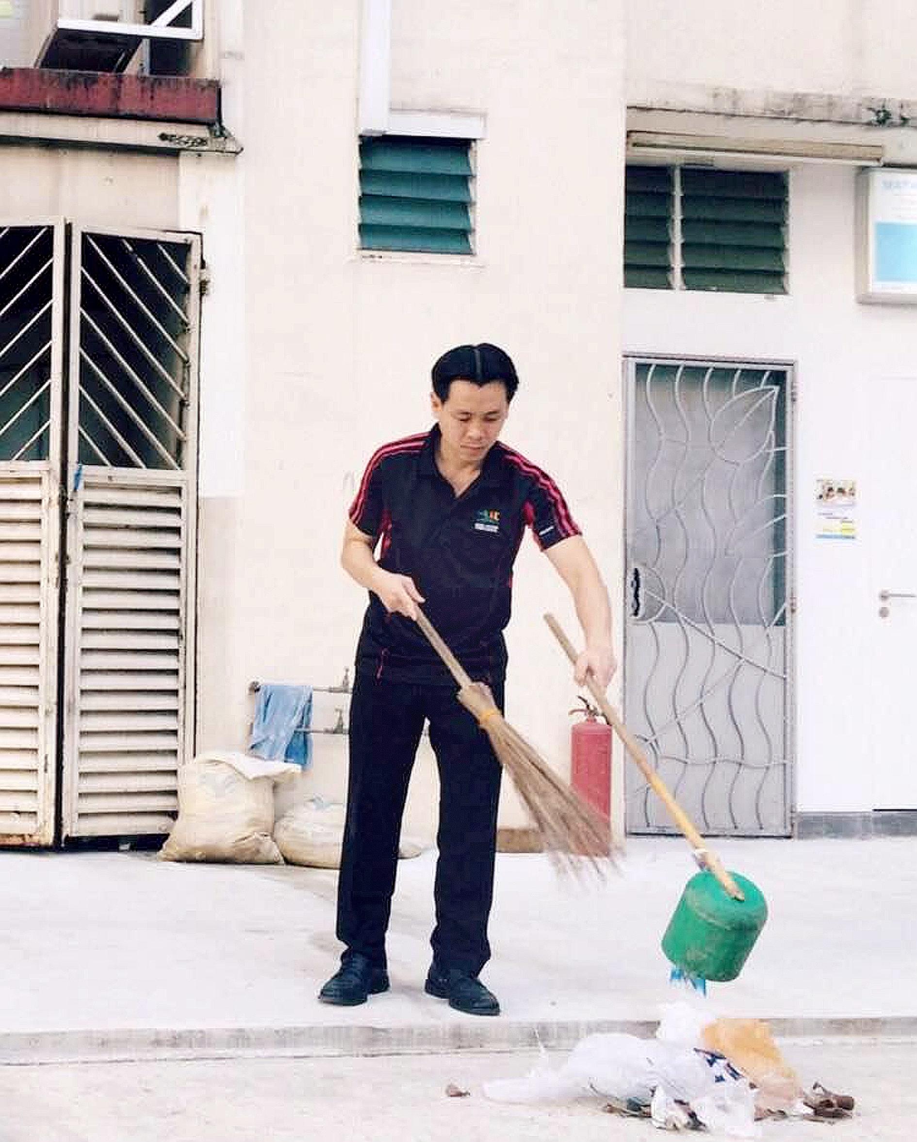 Mr Ng, an MP for Nee Soon GRC, helping to clean up his ward last Friday. He called the work "physically exhausting" and said small pieces of litter add up to a big pile of rubbish.