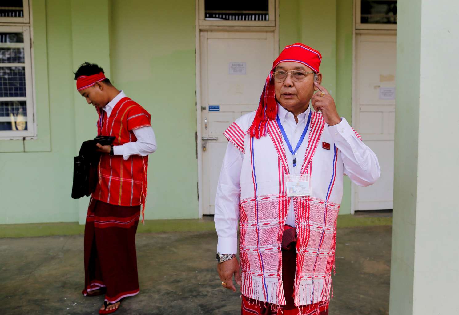 Mr Mahn Win Khaing Than leaving for the opening of the new upper house of Parliament on Feb 3, 2016.