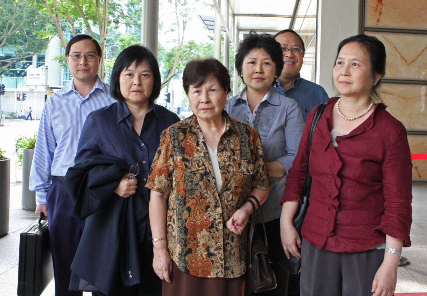 60 yoshli erkaklar bilan porno Lesbian pissing porno onlayn