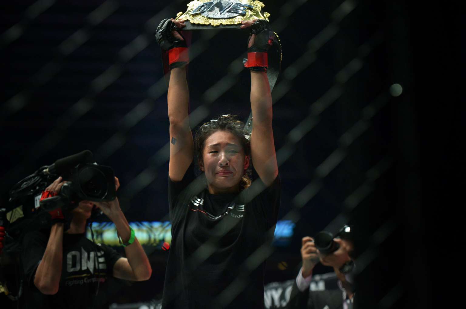 Mixed martial arts: Angela Lee crowned One Championship's first women's ...