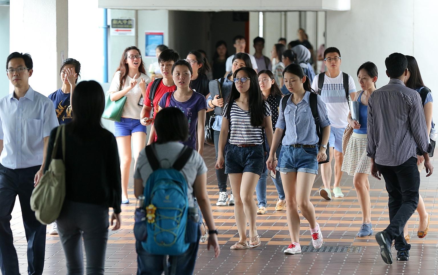 NTU (left) churned out 1,624 scientific papers on semiconductors from 2005 to last year, putting it in eighth place worldwide, according to the Thomson Reuters study. A*Star was ranked fifth in Asia for its cancer treatment innovations, with 74 paten