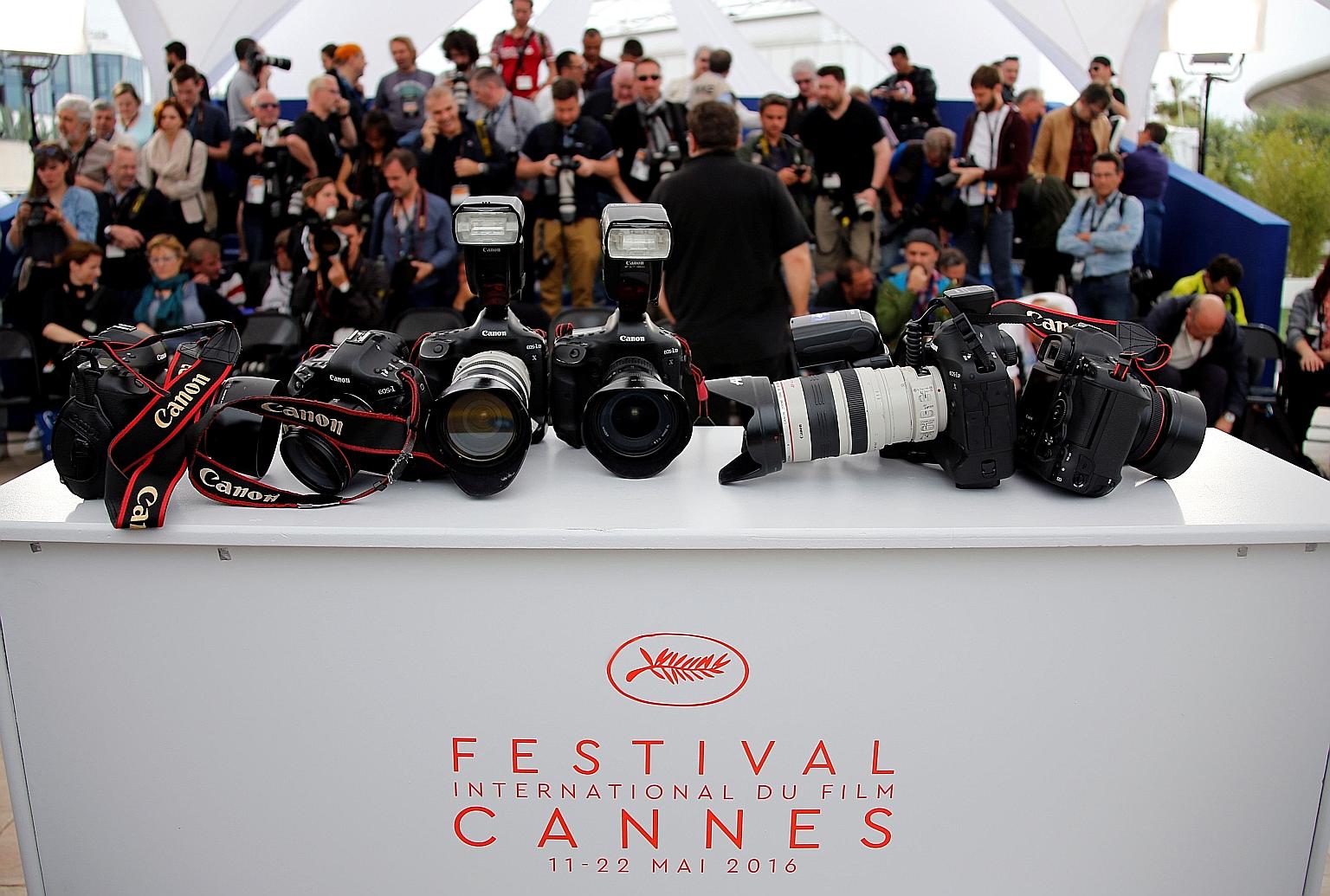 You do not have to be a professional to take great photos. Understanding lighting and your equipment is the first step towards learning the art of photography .