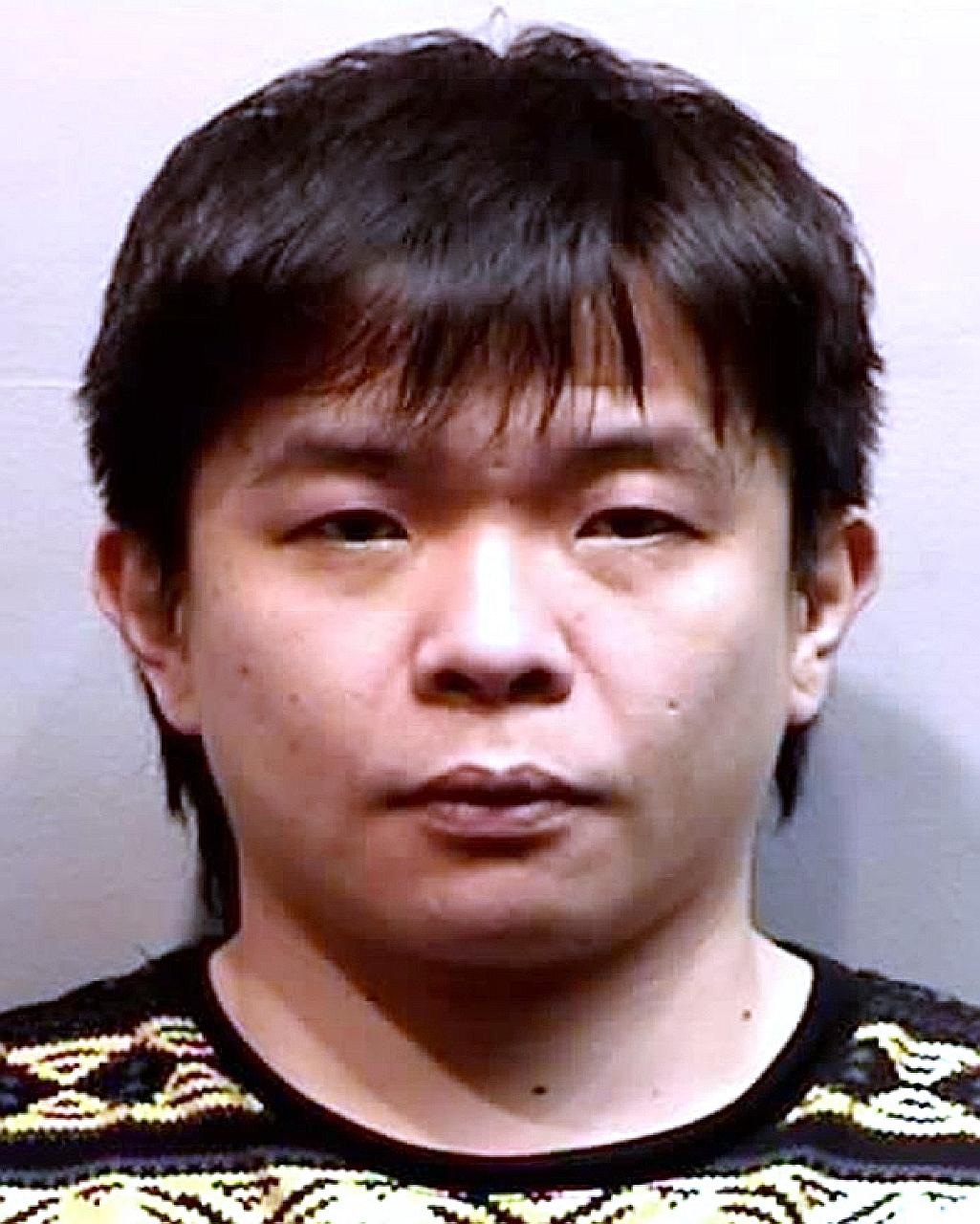 The fight broke because Ker (left) felt Mr Ong had been rude to a waitress.