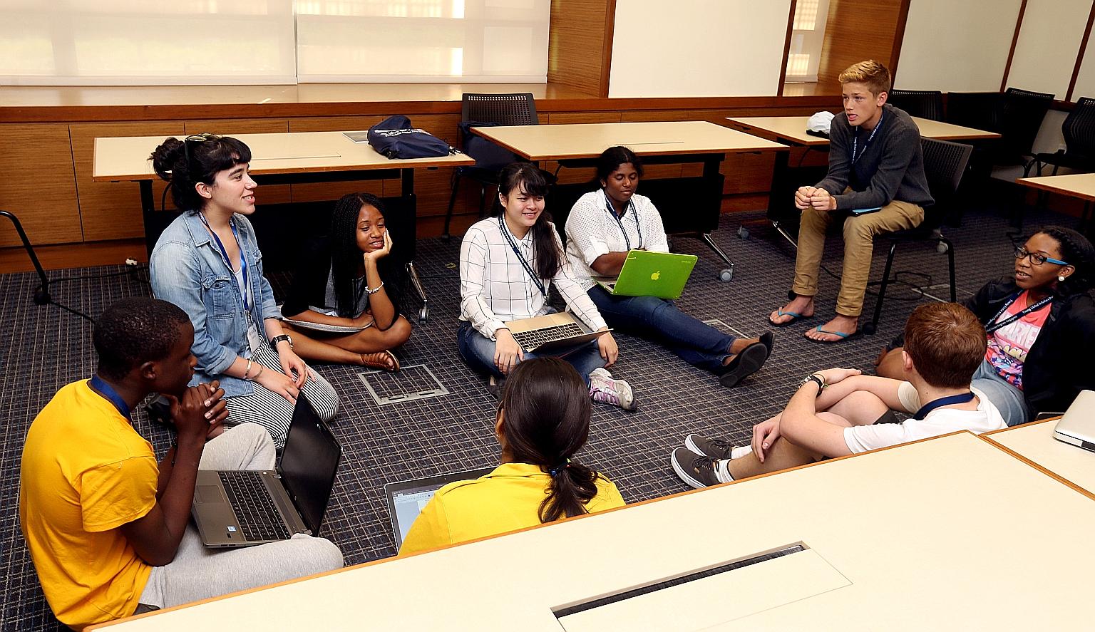 Stephanie (fourth from left) with her group at the Yale Young Global Scholars- Singapore course, which aims to give students a sample of core liberal arts concepts, such as social sciences and physical sciences, through shorter lectures.