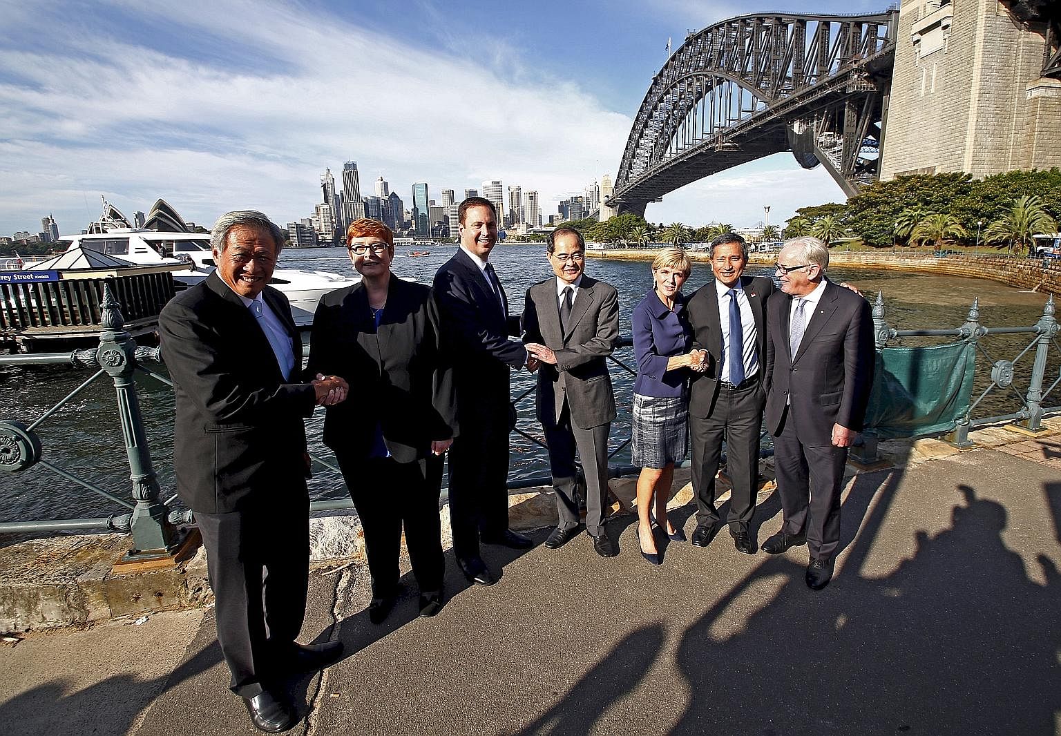 (From far left) Singapore Defence Minister Ng Eng Hen, Australian Defence Minister Marise Payne, Australian Trade Minister Steven Ciobo, Singapore Trade and Industry Minister Lim Hng Kiang, Australian Foreign Minister Julie Bishop, Singapore Foreign 
