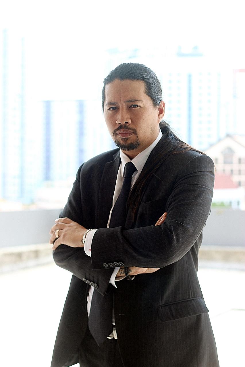 Mr Tan, 36, is a criminal defence lawyer who is currently the vice-chairman of the Chong Pang PAP branch. He has volunteered at the ward since 2013.