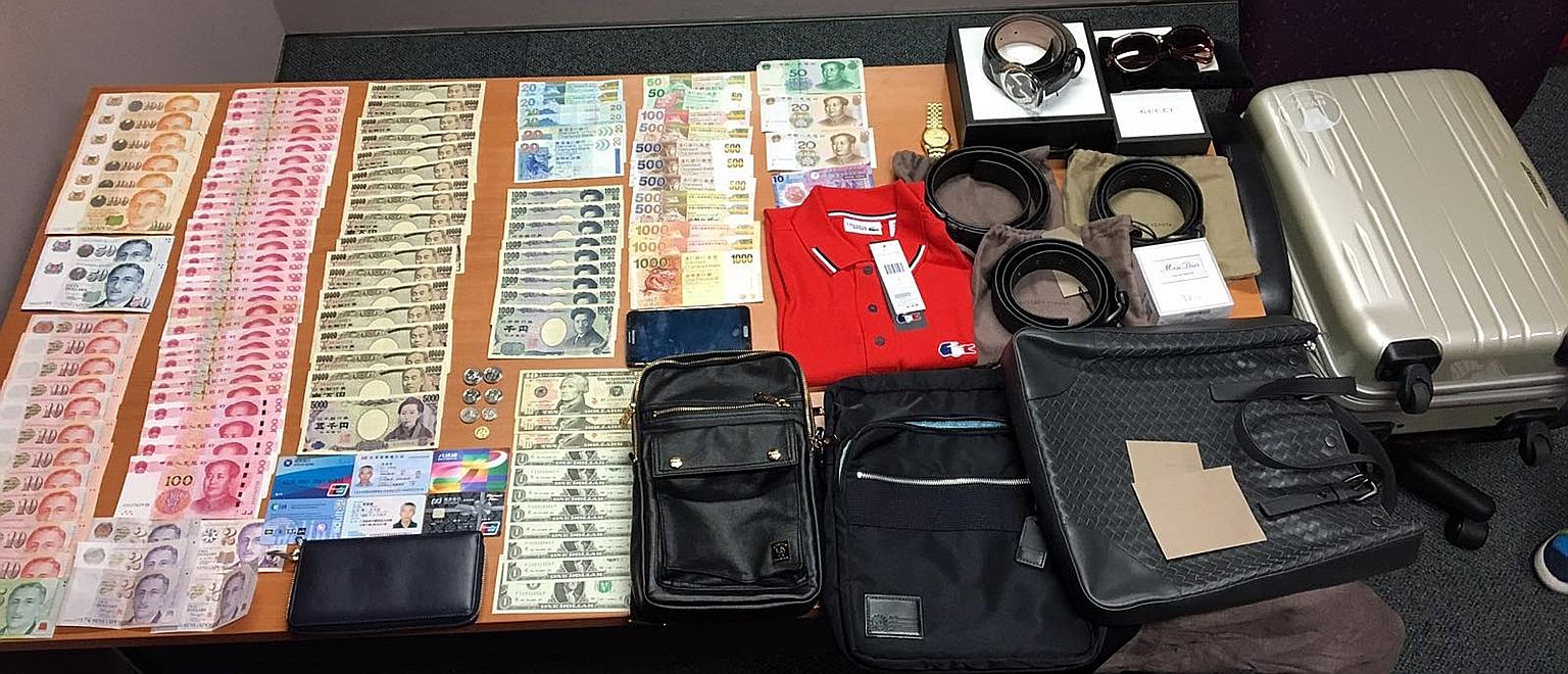 Foreign currencies, wallets, belts, bags, watches and perfumes were seized from the three accused from China. They are believed to be part of a pickpocketing syndicate.