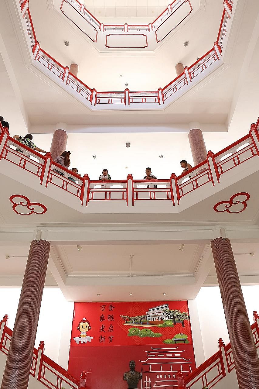 The replica (above) of the Nanyang Arch now stands at Yunnan Gardens. When Nantah's students crossed under the arch, it served as a reminder of who they were, where they came from, and how privileged they were to receive a university education. The i