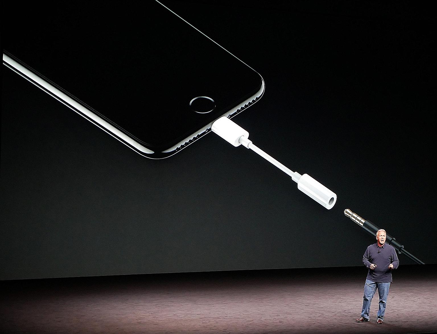 Apple's marketing head, Mr Schiller, introducing the iPhone 7 and 7 Plus, which uses the Lightning connector, instead of the 3.5mm headphone jack, for audio output.