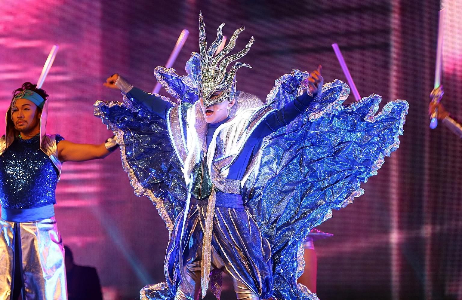 Singapore-based Taiwanese singer Hao Hao kicked off the getai awards event last night with the Cantopop song Overjoyed.