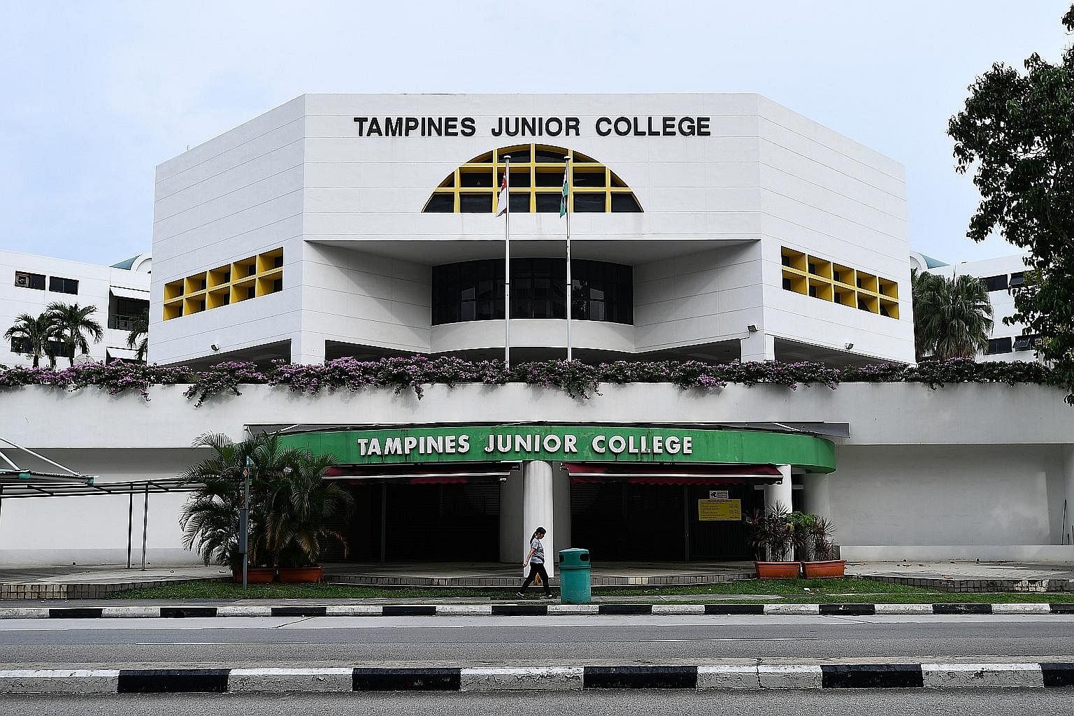 Tampines Junior College will be merging with Meridian Junior College at the latter's site in 2019, one of four JCs slated to move then. Despite having only 19 JCs to choose from, all secondary school graduates who qualify for JC at the end of next ye