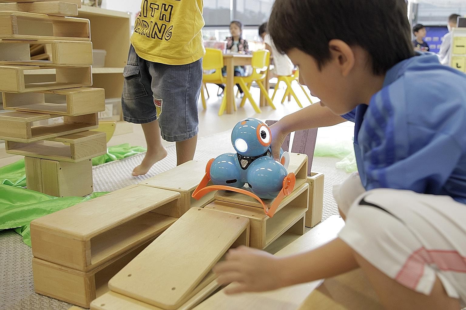 Play@TP adopts an inquiry-based approach so children can explore topics of their interest rather than fixed lessons.