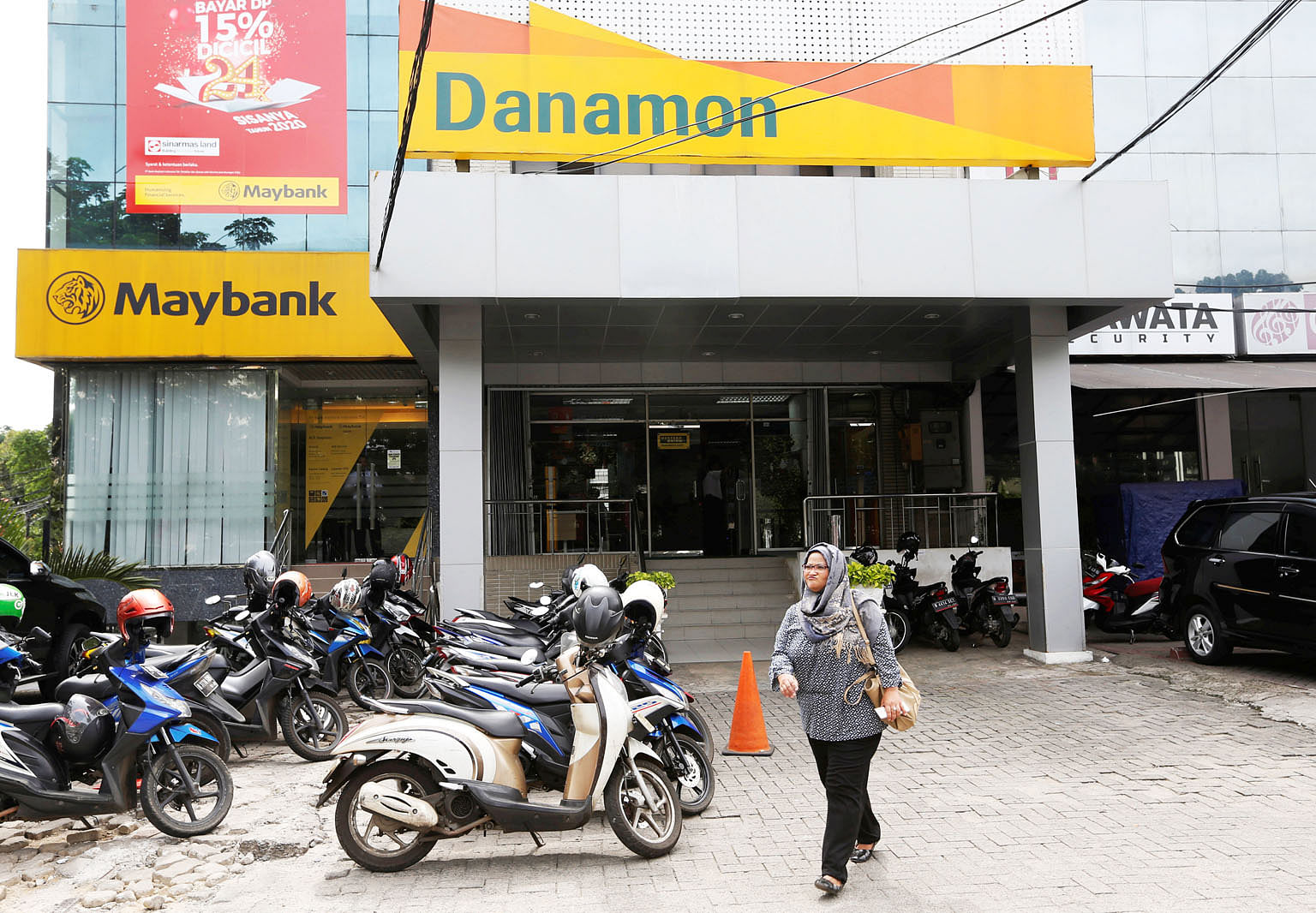 A Bank Danamon branch in Jakarta, Indonesia. Temasek Holdings plans to sell its 73.8 per cent stake in Bank Danamon to Japan's MUFG.