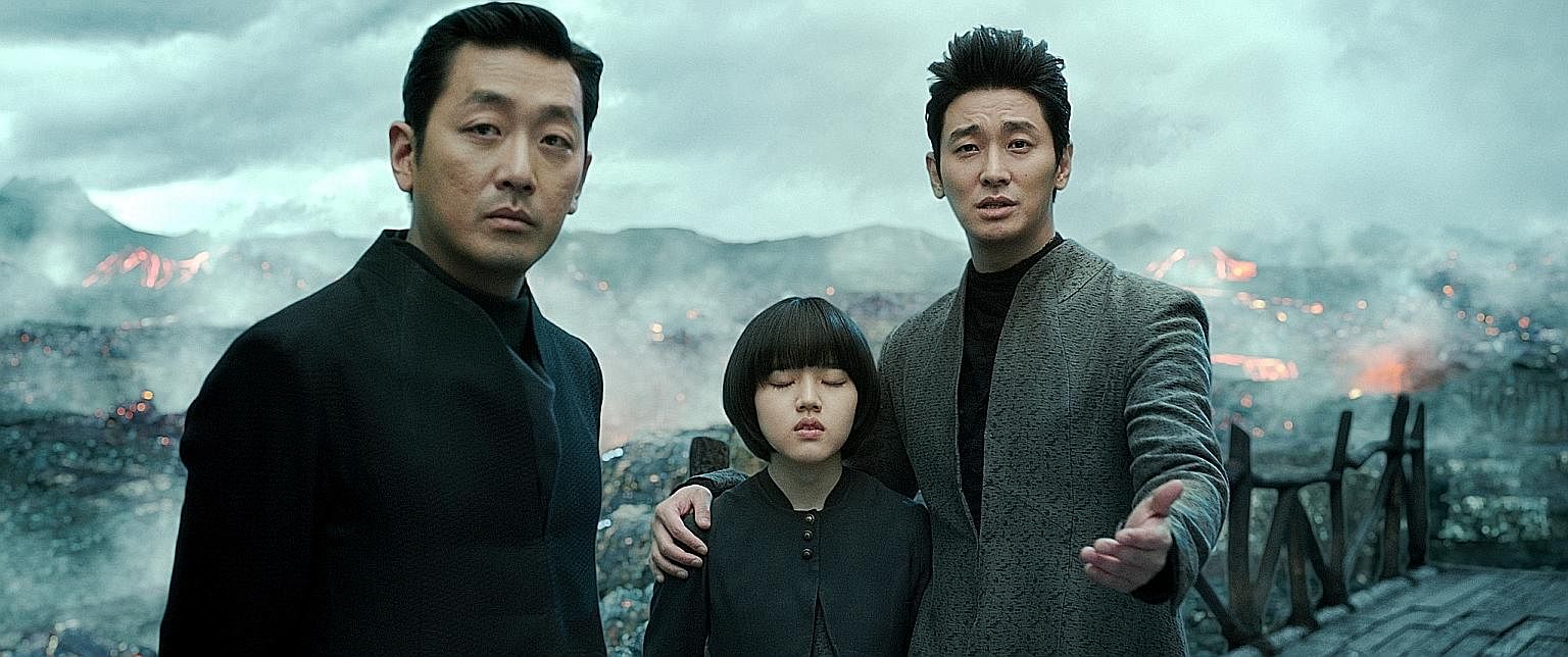 Along With The Gods: The Two Worlds stars (from left) Ha Jung Woo, Kim Hyang Gi and Ju Ji Hoon.