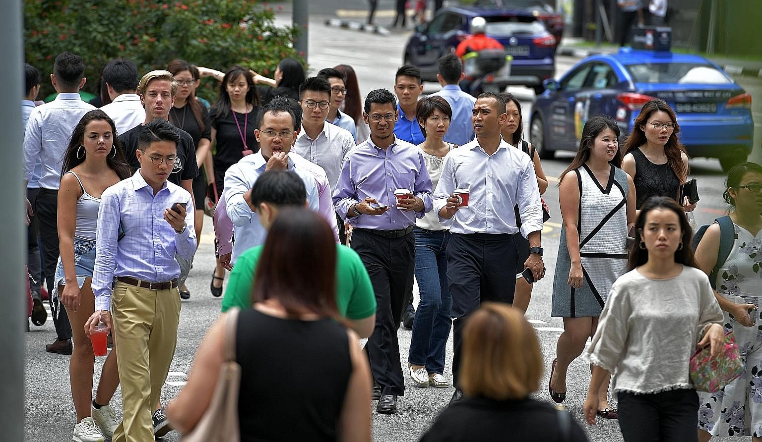 All in, 21,300 more Singaporeans and permanent residents had jobs by the end of last year, compared with a year earlier. This is nearly double the growth in 2016, when local employment grew by 11,200.