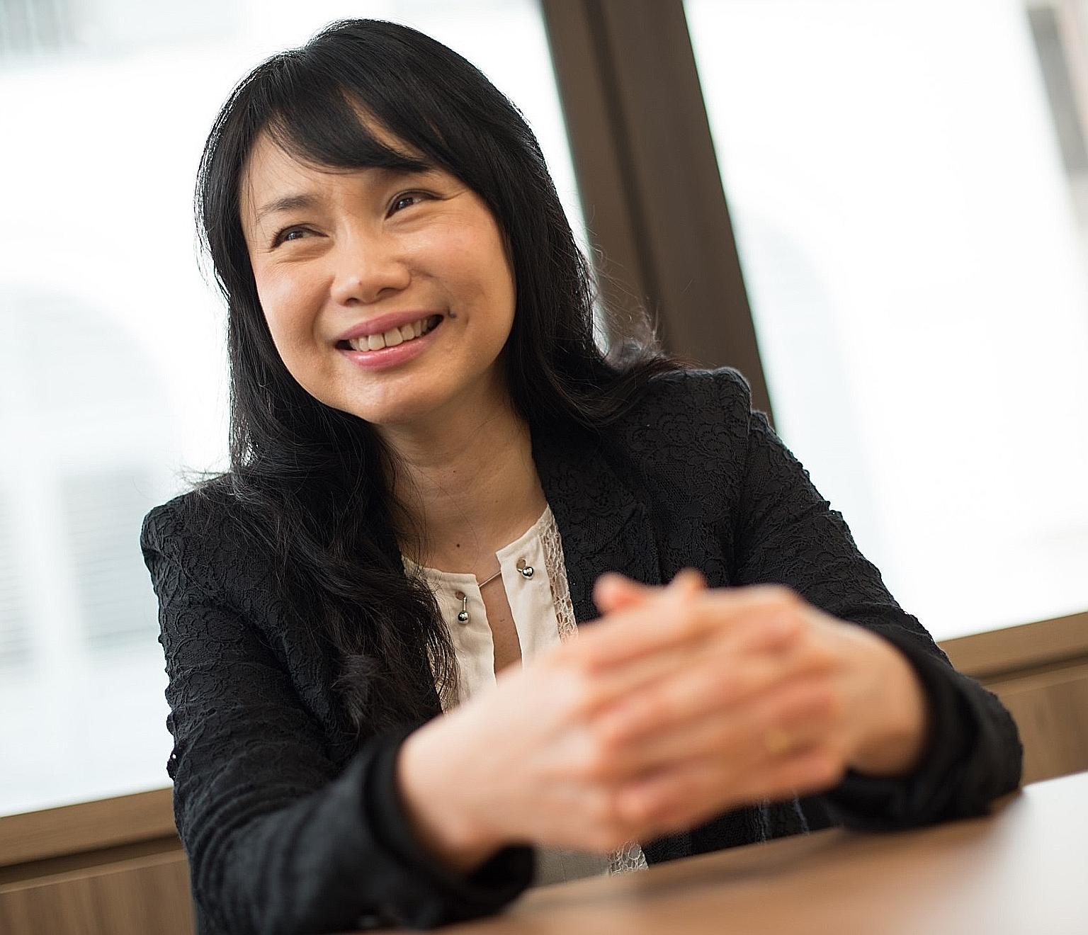 Ms Margaret Teo, who is now head of corporate marketing and communications, will take over next month from Mr Patrick Nathan, who is leaving SMRT in March.