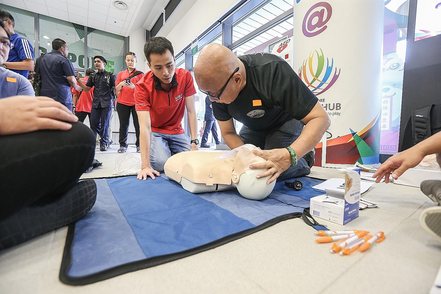 At the National Life Saving Day event yesterday, 600 people were trained in CPR.