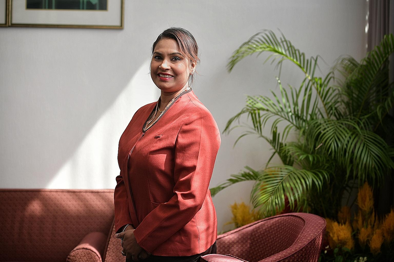 Ms Mageswari was recognised with an award for her vigilance.