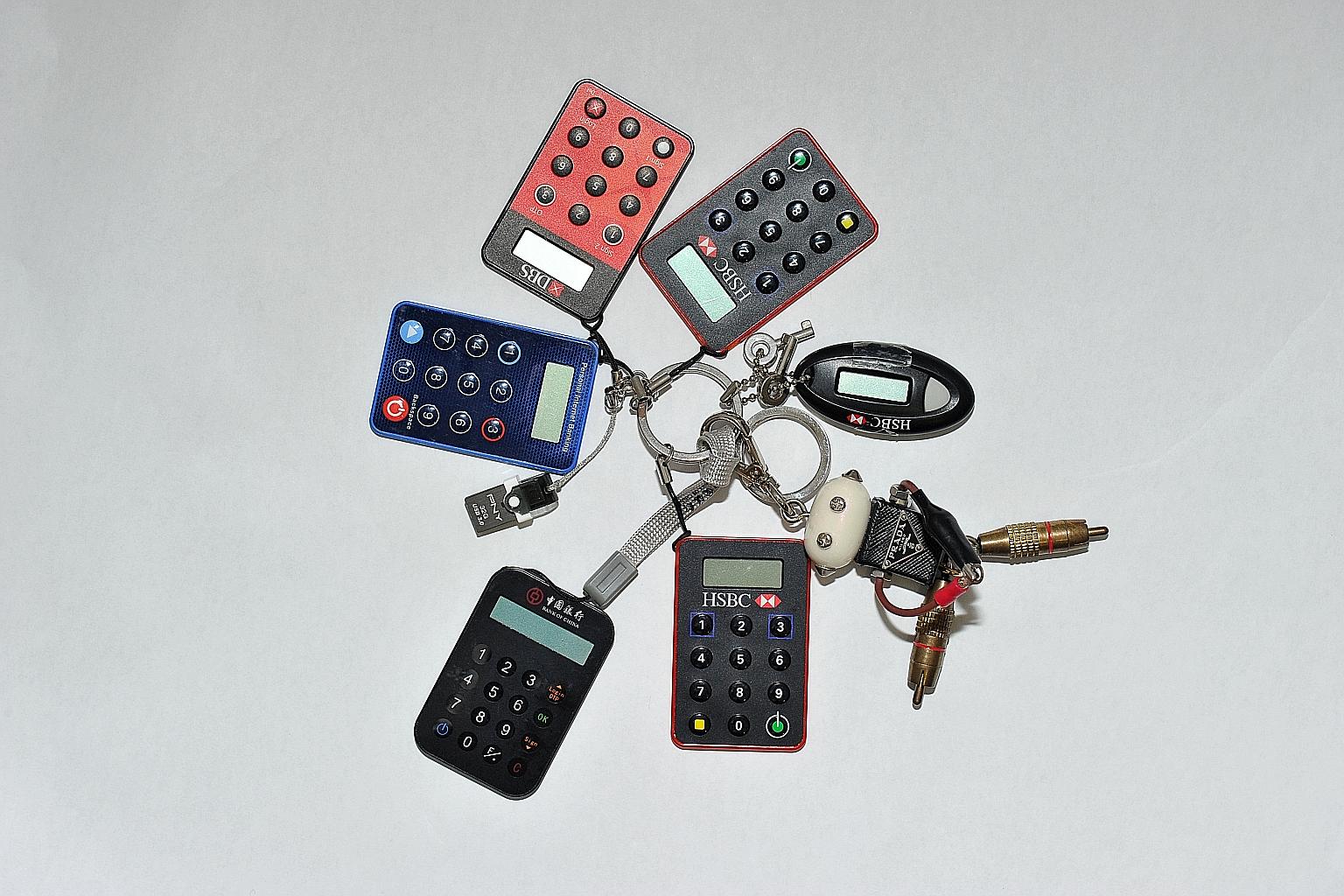 The SingPass Mobile app will allow people to access e-government services more securely, and without the need for physical tokens and SMS one-time passwords (OTPs), said Dr Vivian Balakrishnan, Minister-in-charge of the Smart Nation Initiative