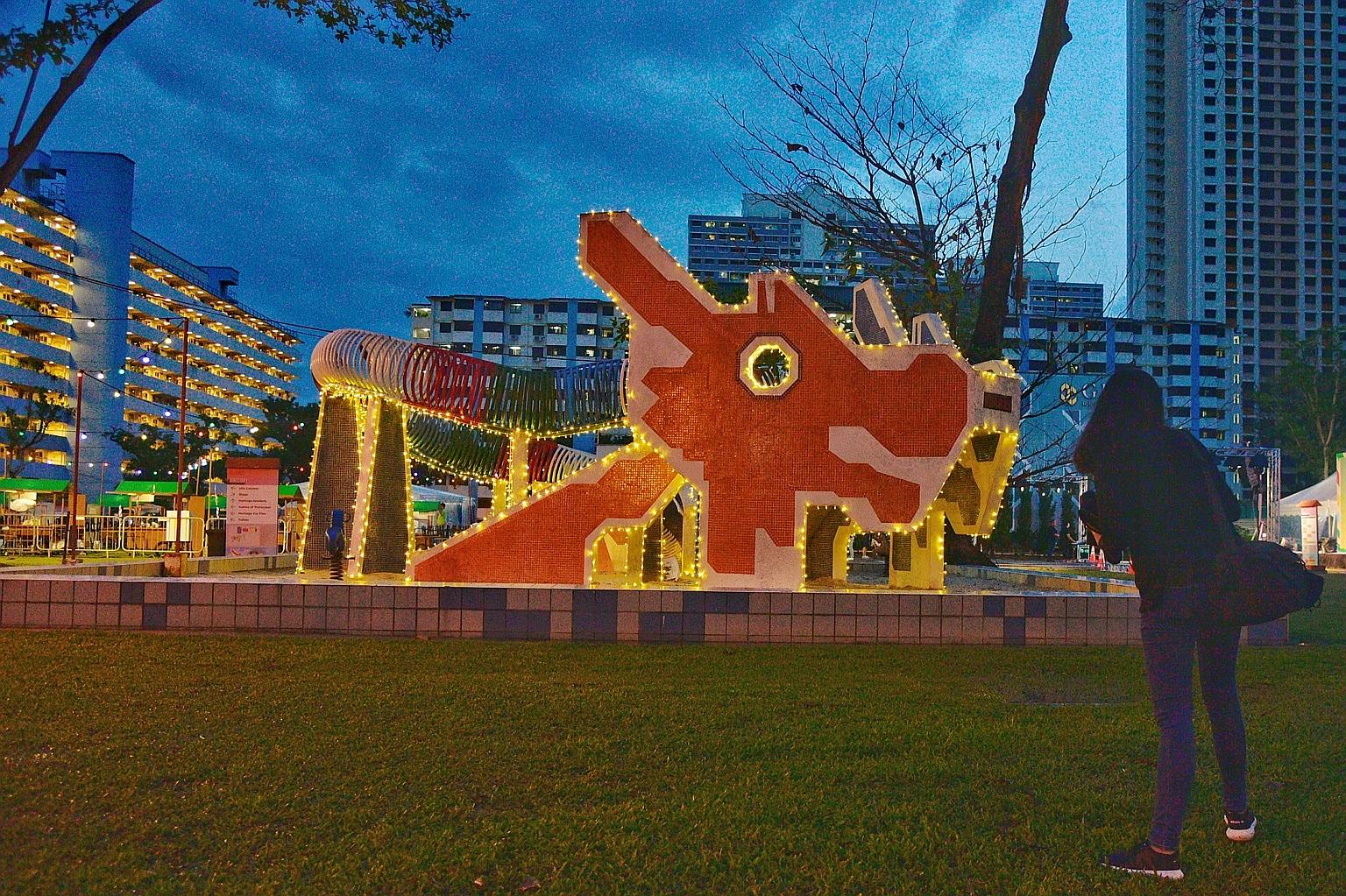 The neighbourhood in Toa Payoh Lorong 6 will come alive this weekend with hawker stalls, movie screenings and a heritage car flea market. The centre of attraction will be the beloved dragon playground, which will be lit up with fairy lights as part o