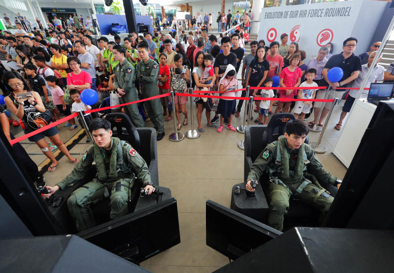Public gets rare chance to see how RSAF pilots 'engage and take down ...