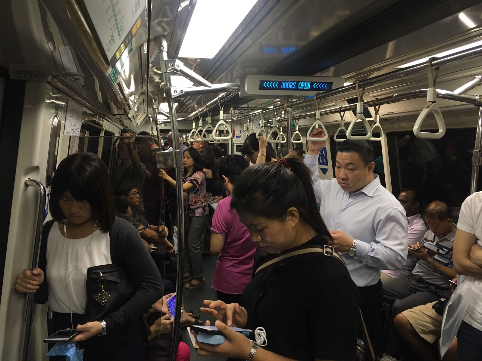 North-South Line hit by delay due to platform screen door fault: SMRT ...