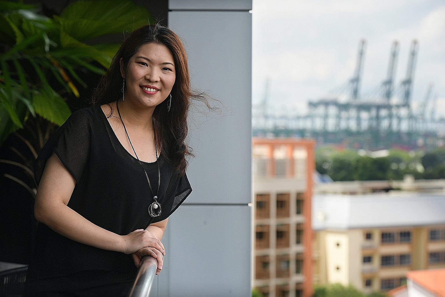 Using data from computer simulation models and observations, Dr Lee Hsiang-He's study showed that about 40 per cent of bad air days in Singapore were caused by a combination of both domestic and foreign sources of air pollution. It suggested that a f