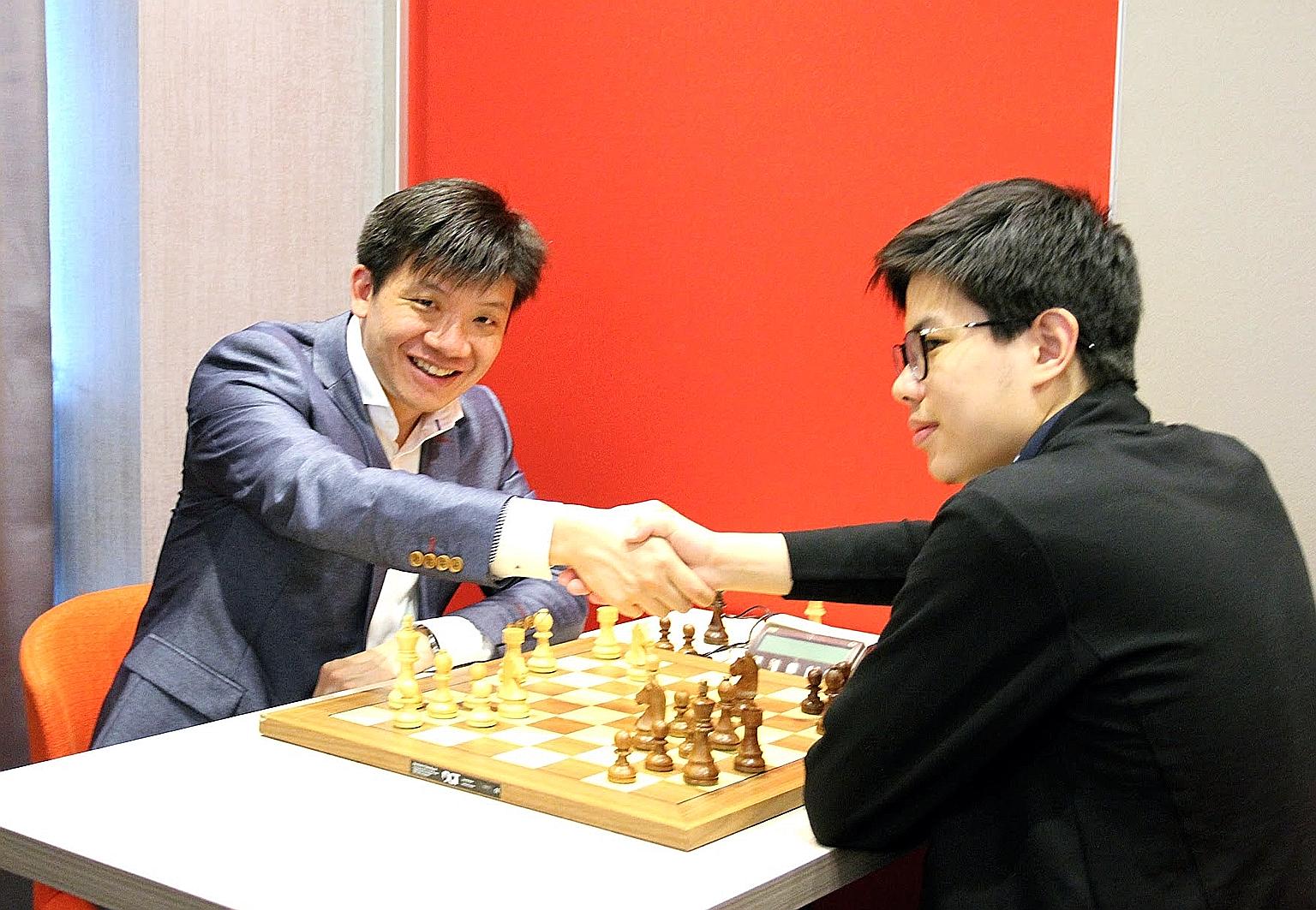 Mr Kevin Goh Wei Ming (left, seen here with international master Liu Xiangyi), a seven-time Singapore national champion and three-time SEA Games bronze medallist, is now ranked 2,494 and must reach 2,500 in the Elo ranking to be grandmaster.