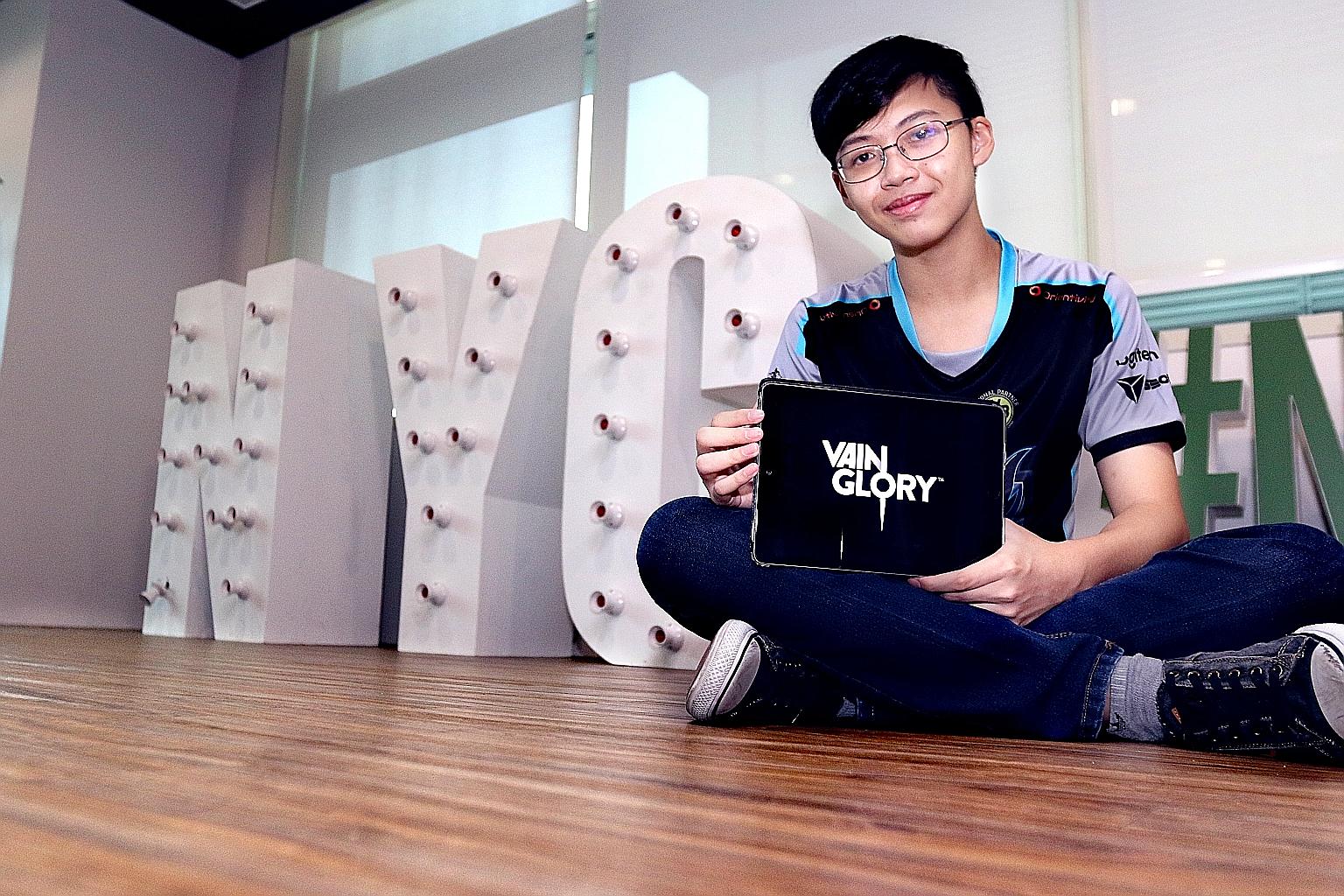 Gamer Amos Ker, who plays the video game Vainglory, has fans in Indonesia that stop him at the airport for pictures when he travels.