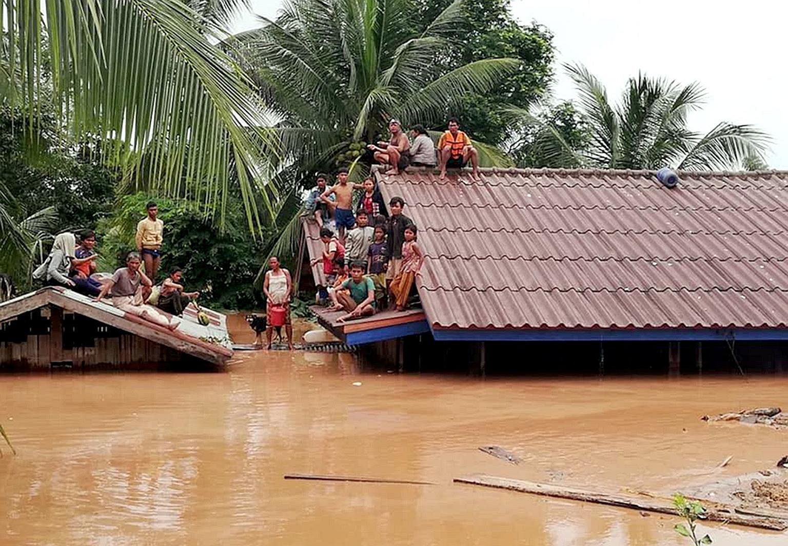A billion-dollar hydropower dam that was under construction in Laos collapsed on Monday and unleashed 5 billion cubic m of water - enough to fill more than two million Olympic-sized swimming pools - killing several people, with hundreds of others rep