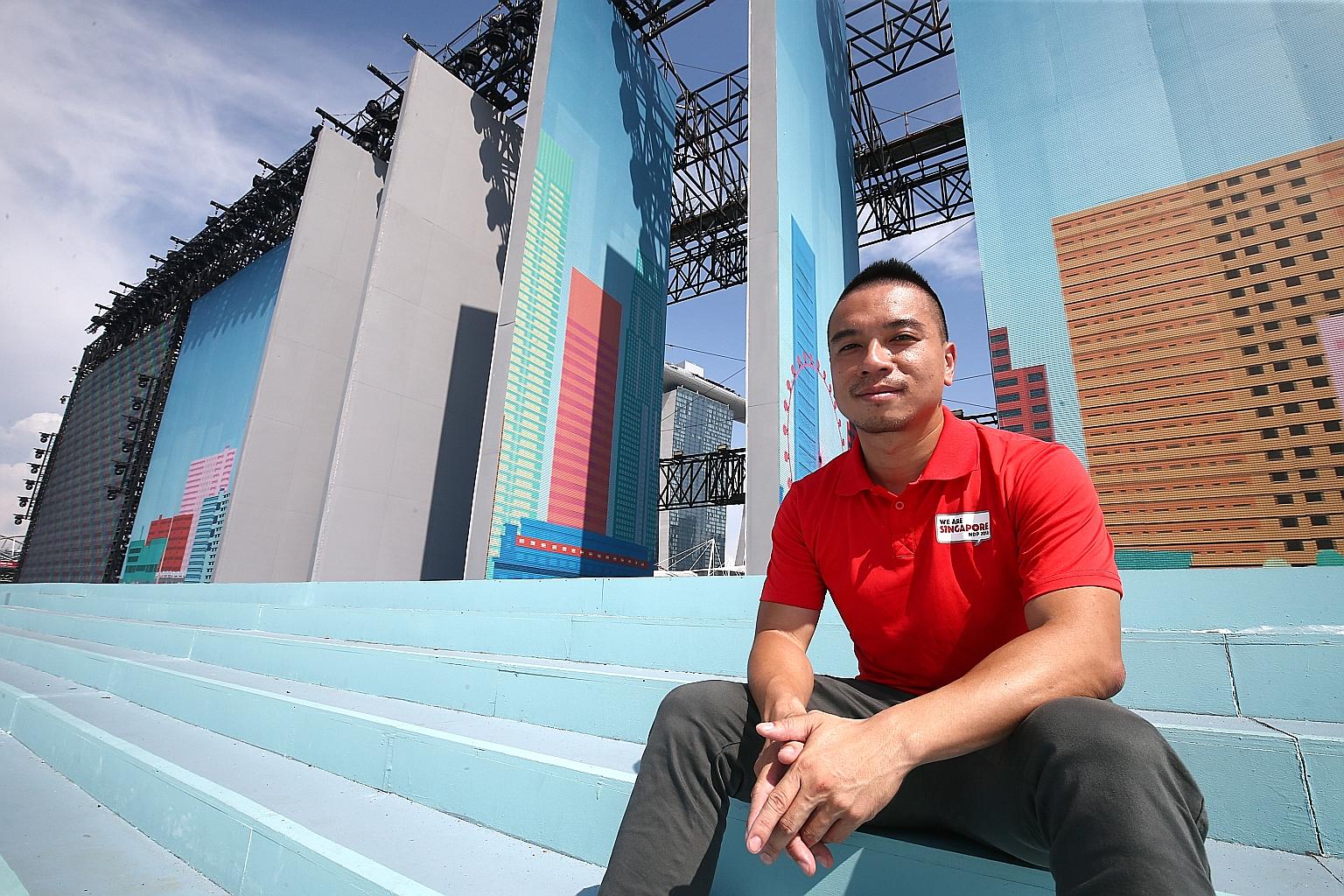 NDP's stage and large props designer Quck Zhong Yi was inspired by the bay and wanted to bring the stage as close to it as possible.