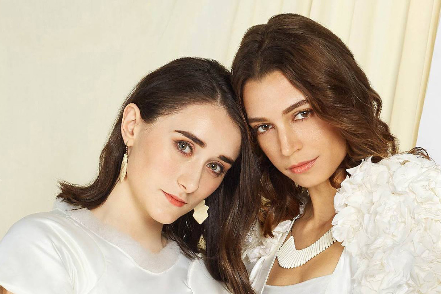 Prices on Ivory Lane Singapore's Facebook page ranged from $160 for a pair of earrings to $800 for a necklace.