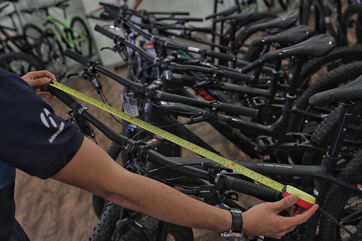 New rules restricting handlebar widths to 70cm have upset some mountain bikers, who say wider handlebars provide more stability and control when riding off road.