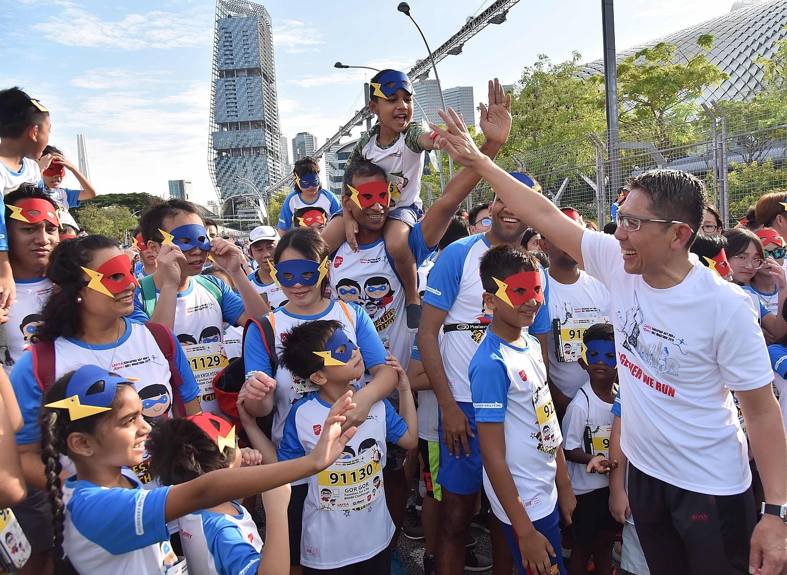 More than 41,000 people laced up their running shoes yesterday for the 26th Safra Singapore Bay Run and Army Half Marathon. This year, participation among families of Singapore Armed Forces full-time and operationally ready national servicemen reache