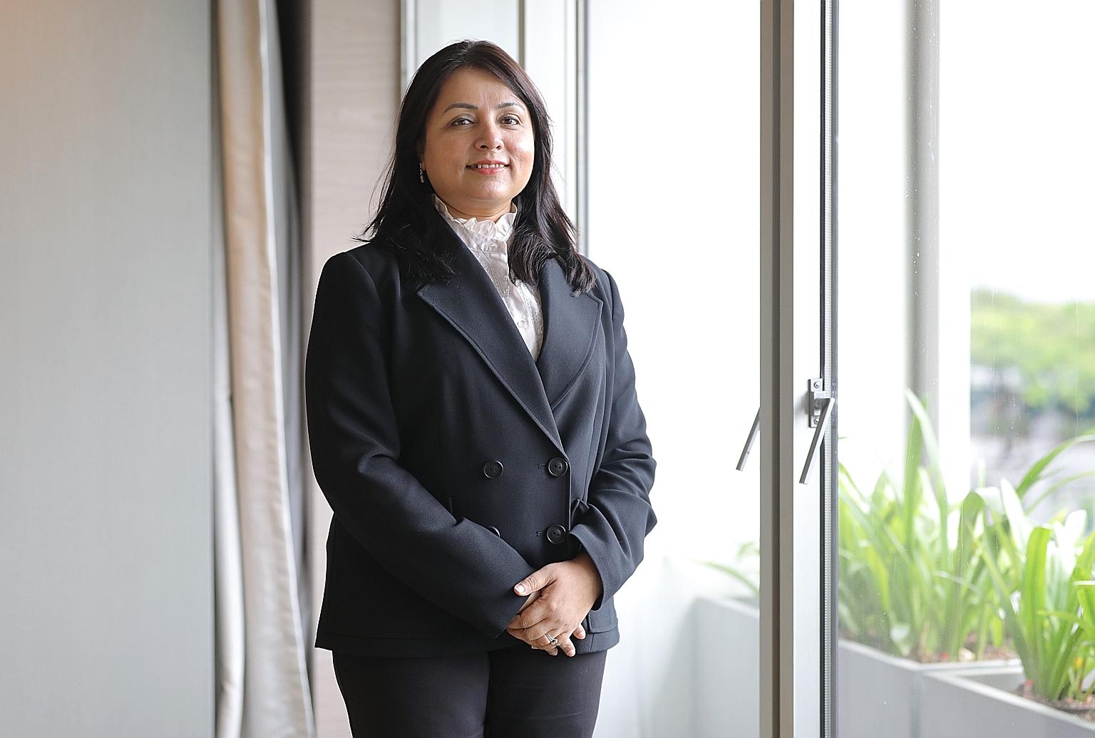 Ms Balaka Niyazee started in the sales department of Procter & Gamble when she finished graduate school. She rose through the ranks and past society's gender discrimination to become the vice-president of the company's division in South Korea, where 