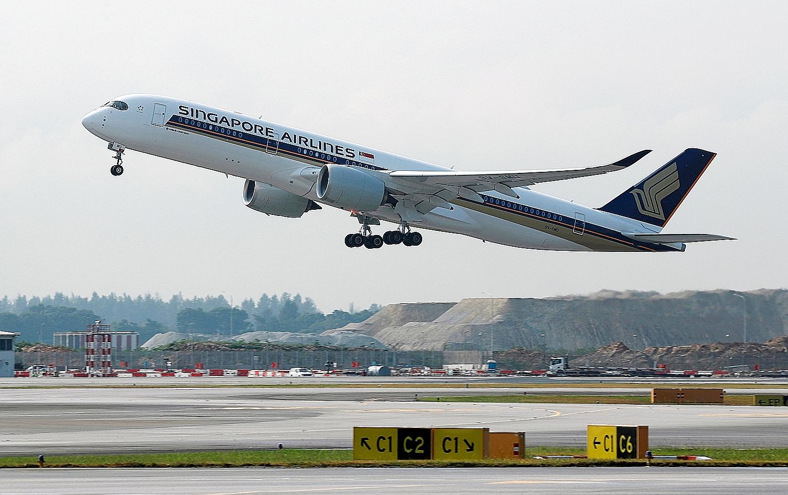 Singapore Airlines does not conduct random alcohol or substance tests, but the airline's flight crew are required to undergo any drug and alcohol tests administered by the relevant authorities.