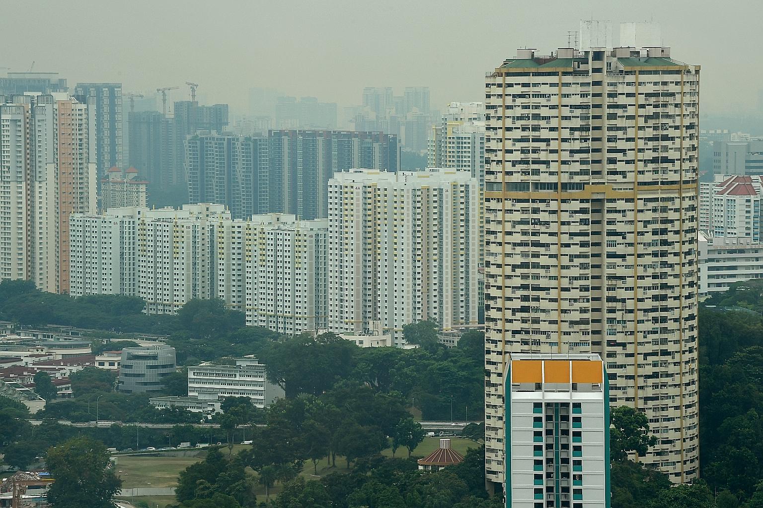 The eighth-floor unit in Pearl Bank Apartments in Outram is part of a $728 million collective sale to CapitaLand. Depending on the unit size, owners stand to receive between $1.8 million and $4.9 million.