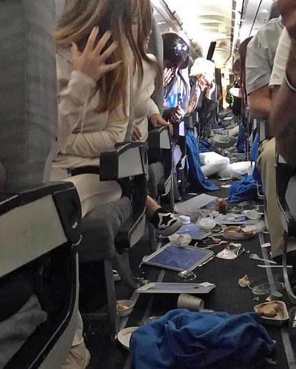More than a dozen passengers on an Aerolineas Argentinas flight from Miami to Buenos Aires on Oct 18 were injured and taken to hospital when the plane encountered severe turbulence.
