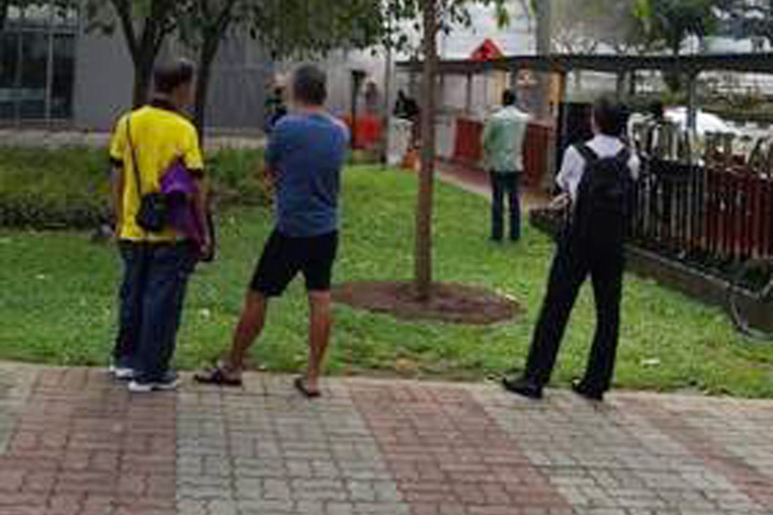 Several contributors to citizen journalism website Stomp posted photos of the fire at Jean Yip Loft in Chinatown on Monday.