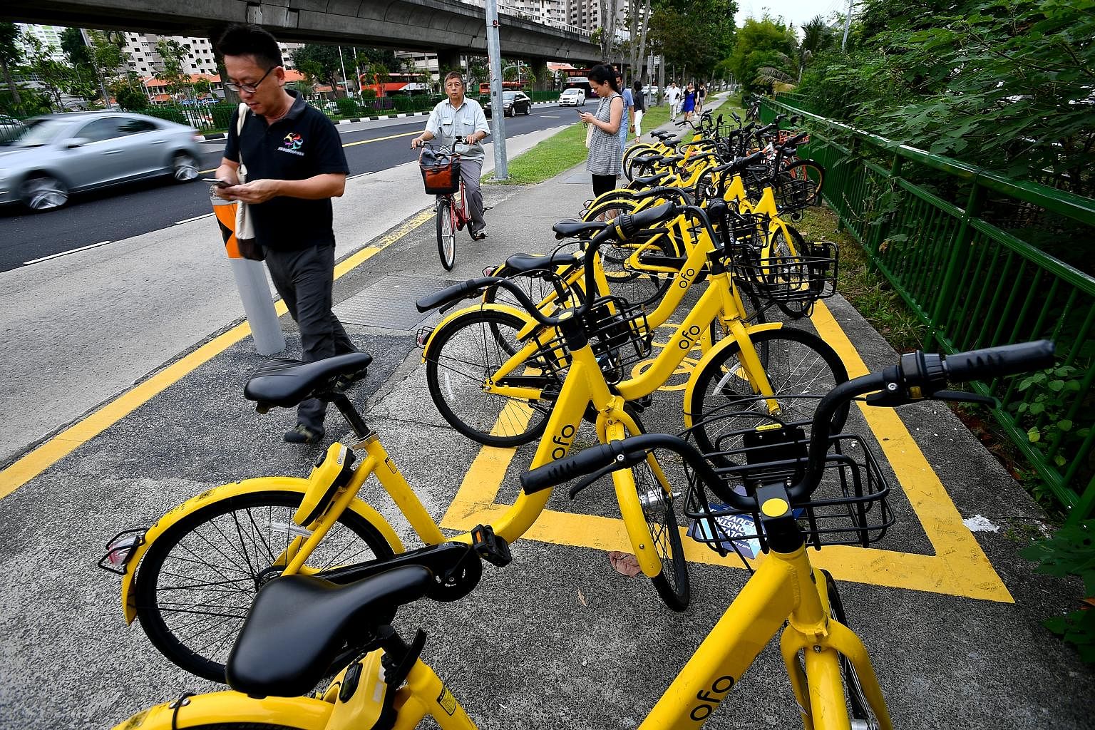 Ofo, which had been allowed to operate 25,000 two-wheelers under the Land Transport Authority's licensing scheme, later requested that this number be slashed to 10,000. It had cited difficulty in meeting its financial obligations.