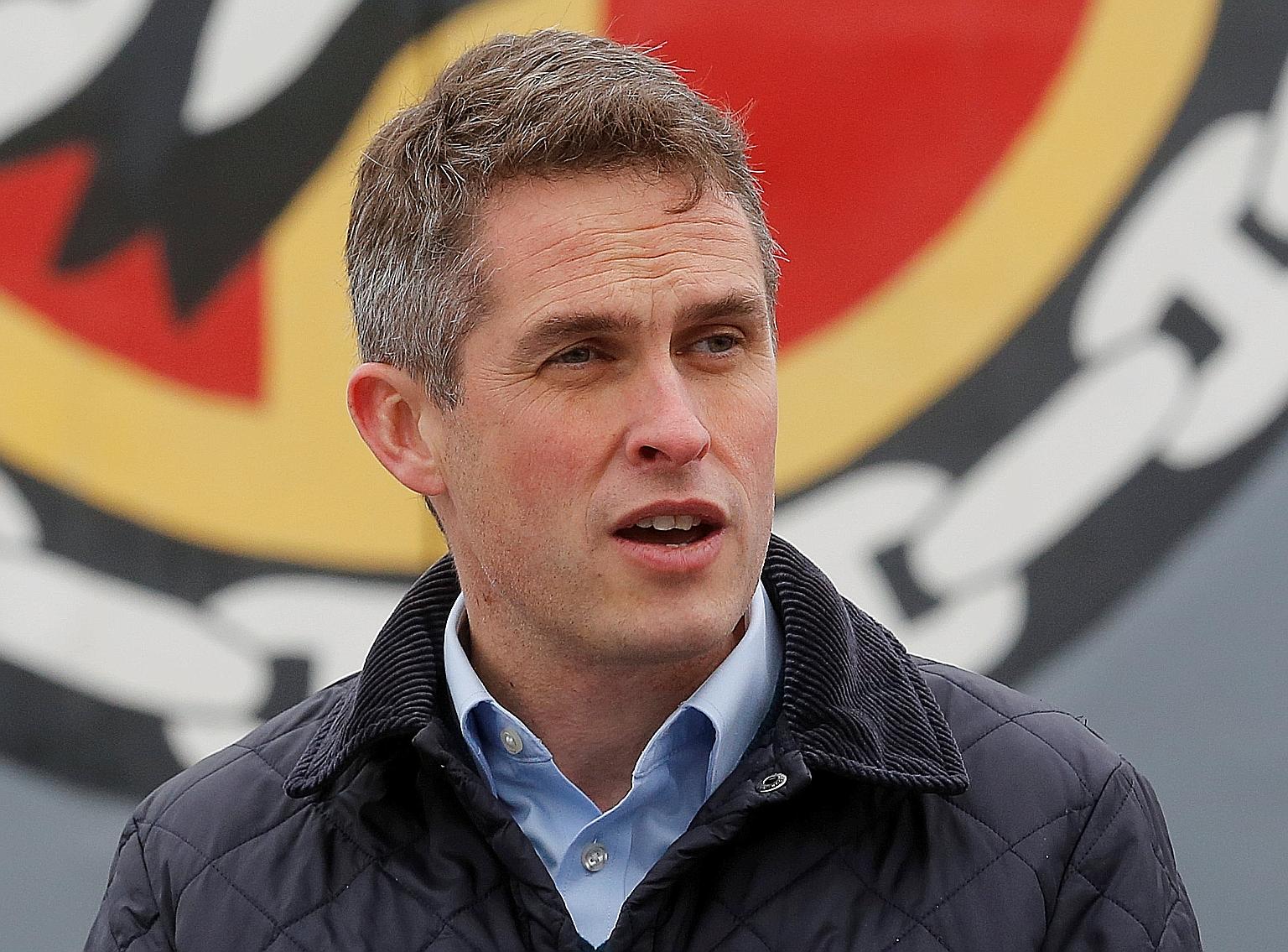 British Defence Secretary Gavin Williamson said Britain seeks two new bases in South-east Asia and the Caribbean in its bid to be a global power post-Brexit.