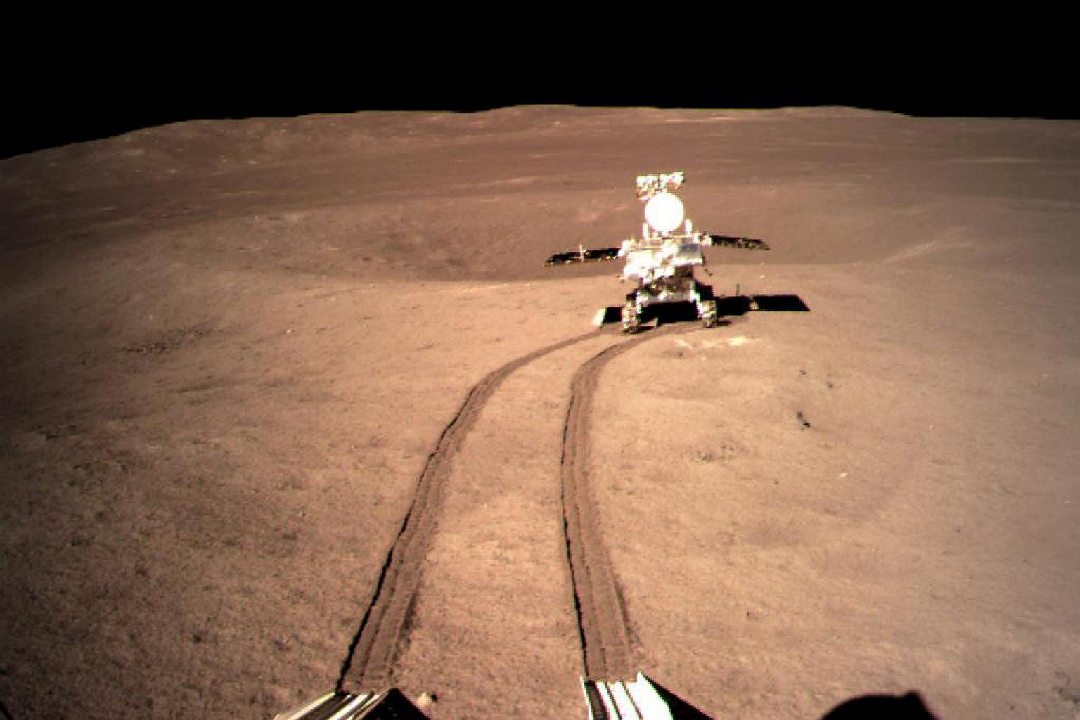 Chinese moon rover Jade Rabbit gets back to work after 'nap' | The ...
