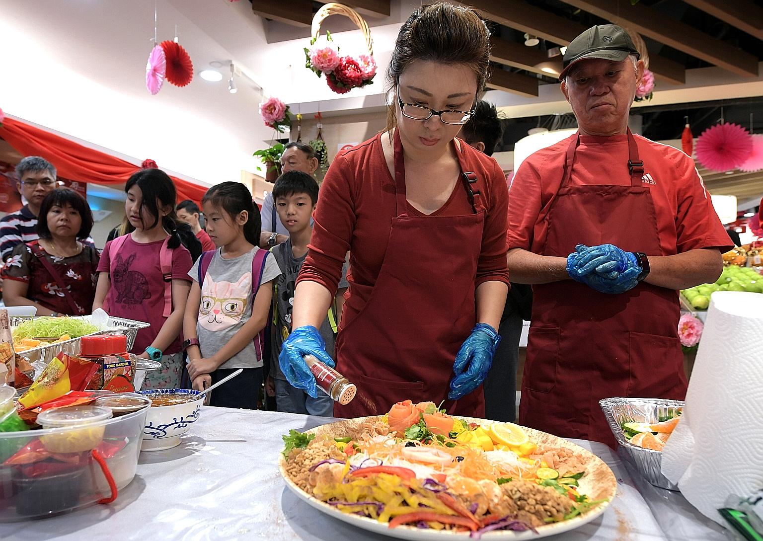 Here's a healthier version of yusheng, the raw fish salad that is tossed for good luck during Chinese New Year. The dish prepared by housewife Carrie Pang, 38, and her father, Mr Pang Seng Chiang, a 67-year-old business owner, won the Great Lo Hei Ch