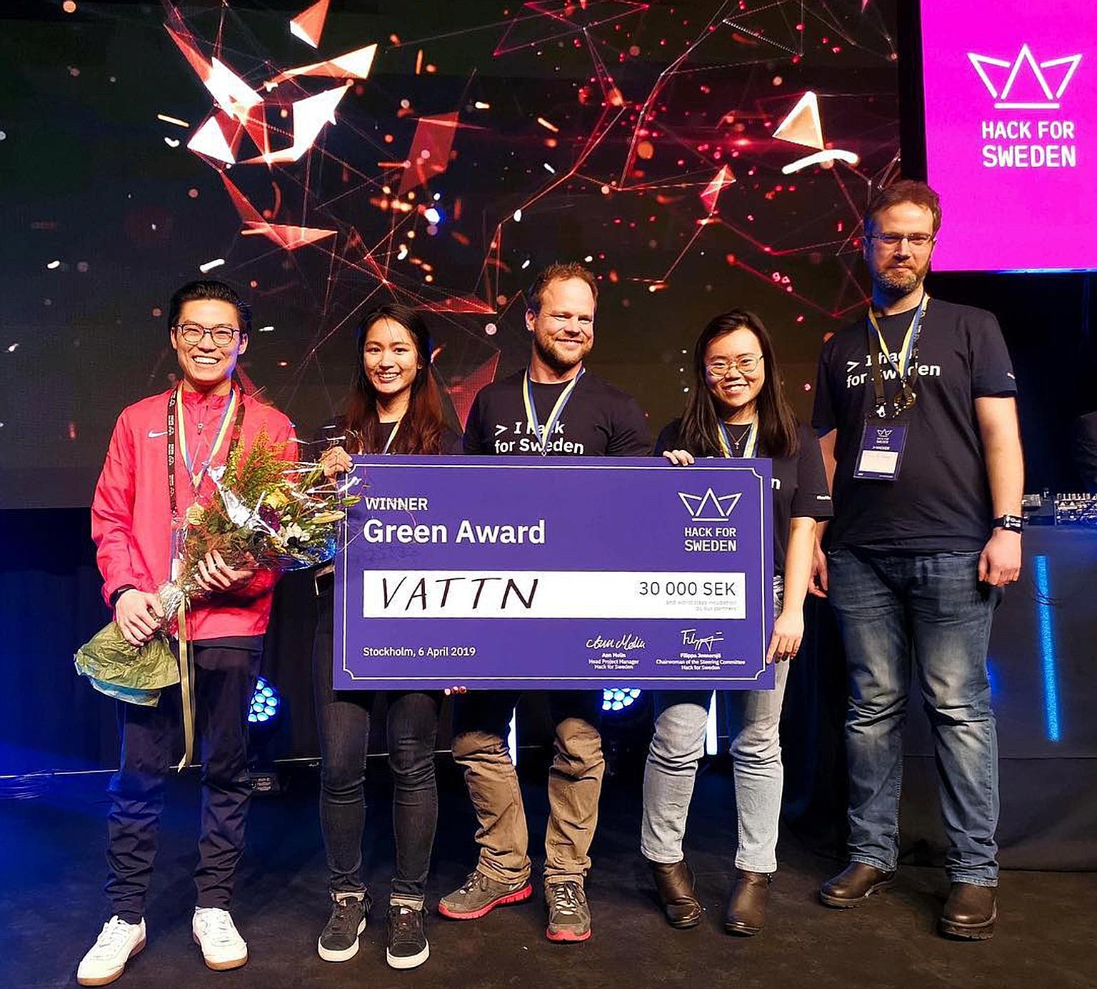 (From left) Mr Adelric Wong, Ms Yanisa Suratpipit, Mr Daniel Andersson, Ms Neo Ann Qi and Mr Philip Eriksson of Team Vattn. They beat 75 other teams across six categories to bag the first prize of the Green Award at the three-day Hack for Sweden 2019