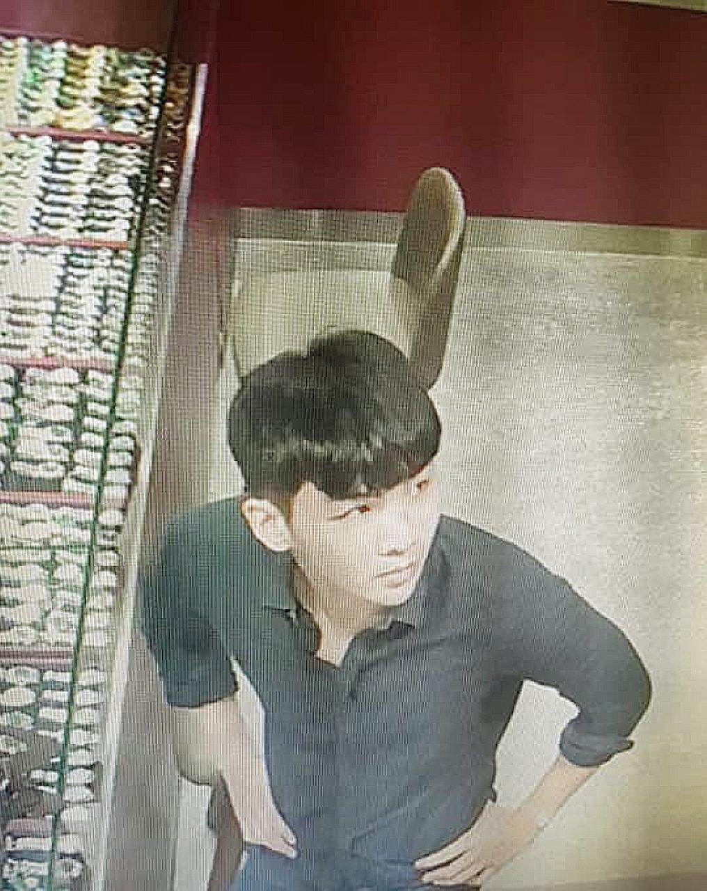 Police have released a CCTV image of the alleged thief. He was supposed to be HJ Luxury's first customer of the day.