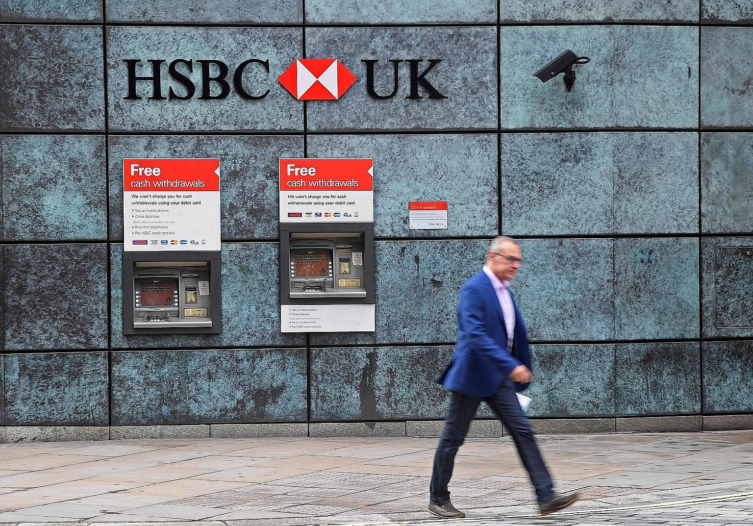 HSBC Holdings thwarted a US$500 million (S$691 million) central bank heist when a teller at a suburban branch became suspicious, declined a request to transfer US$2 million, and triggered a review, according to one account.
