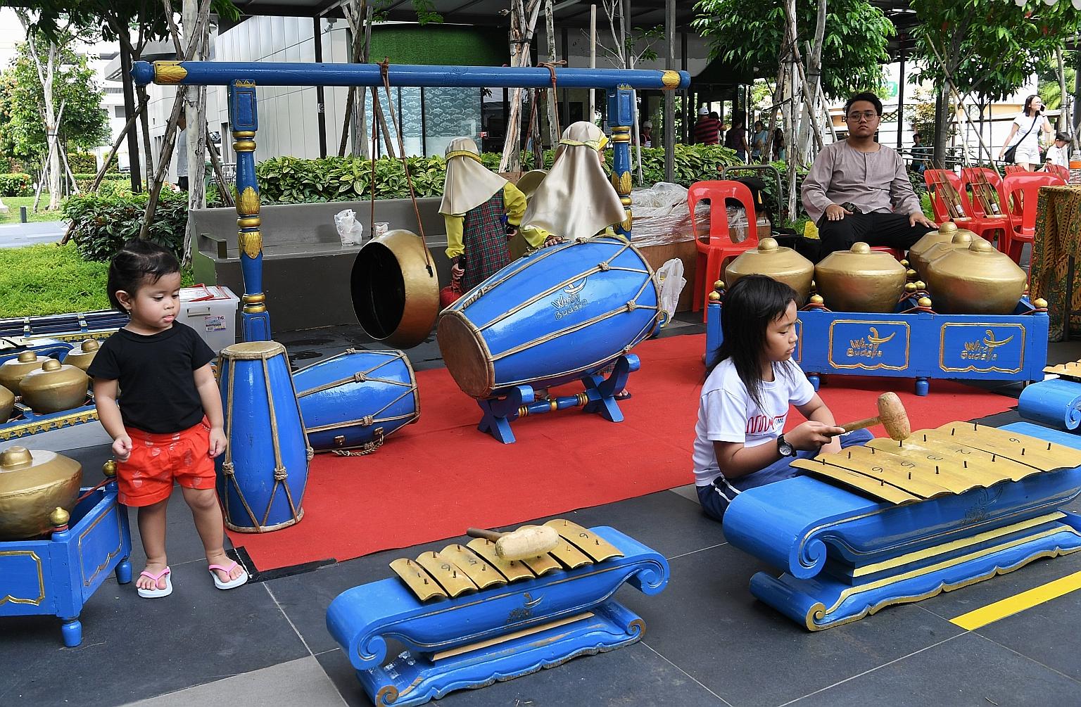 Young residents taking part in Semarak Warisan at Nee Soon GRC, held as part of Bulan Bahasa or Malay Language Month.