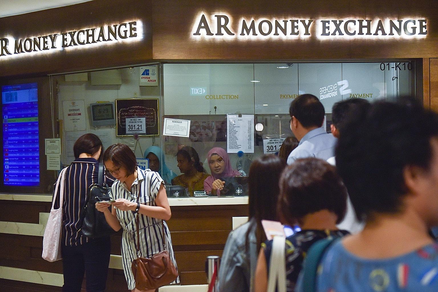 The Singdollar held steady against the greenback and Australian dollar, but was down against the Thai baht and Japanese yen. It also fared slightly higher against the Chinese yuan, Korean won, Malaysian ringgit and Taiwanese dollar.