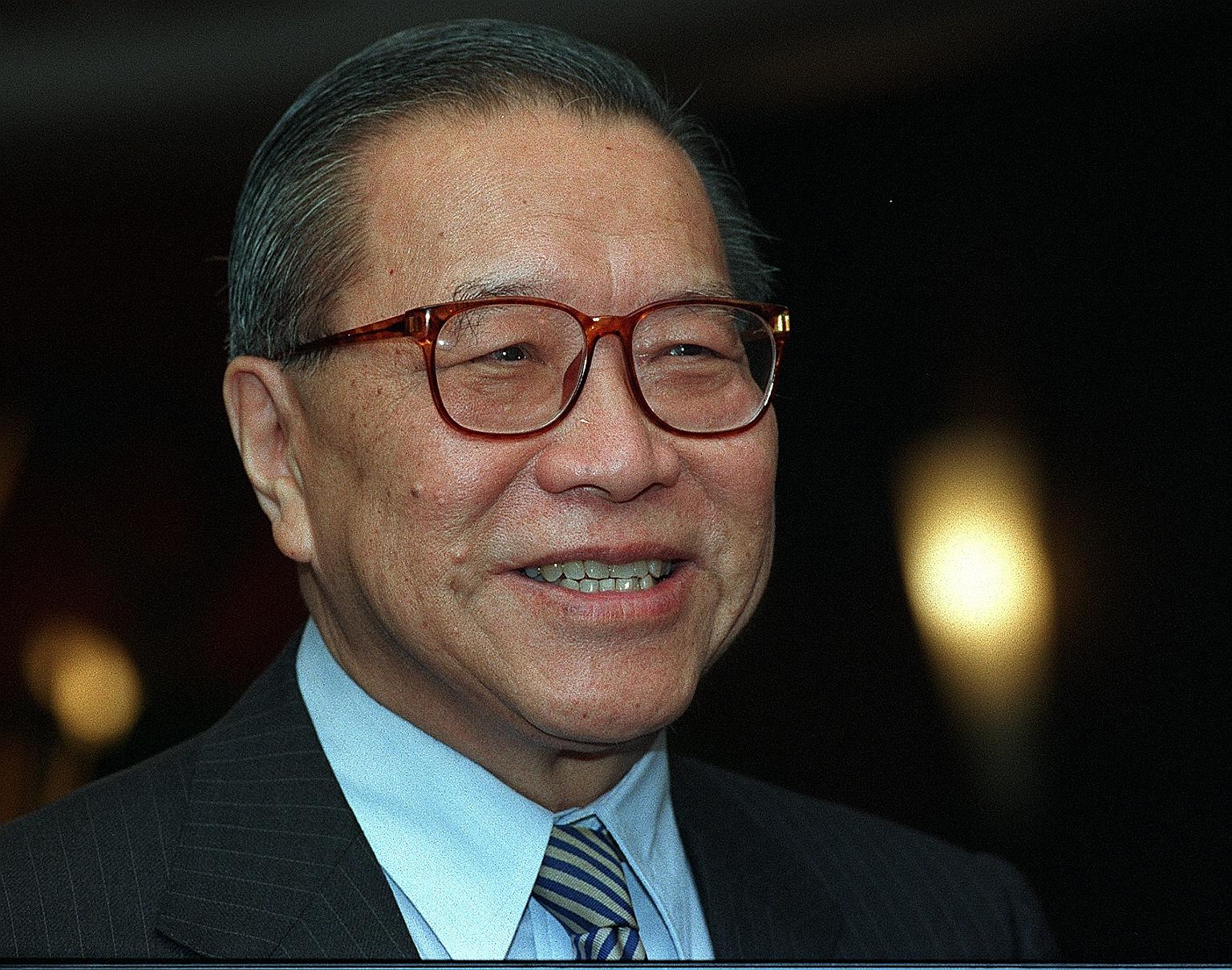 Former chief justice Yong Pung How, best remembered for his bold and wide-ranging reforms to Singapore's judiciary - from abolishing wigs for judges and bibs for lawyers to clearing a backlog of cases - died yesterday. He was 93. Mr Yong left the law